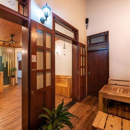 Gentz Residency & Restaurant Otel Kolombo Dış mekan fotoğraf