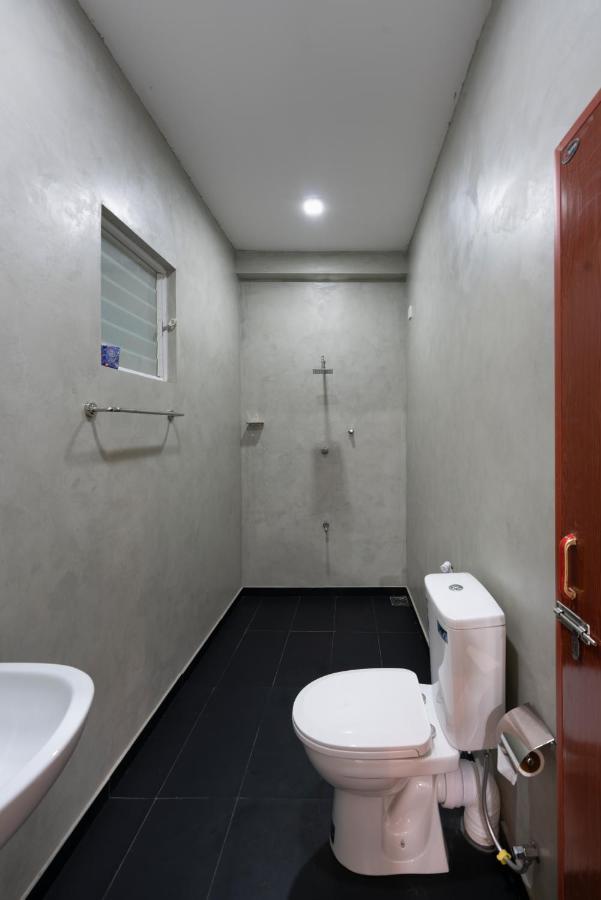 Gentz Residency & Restaurant Otel Kolombo Dış mekan fotoğraf