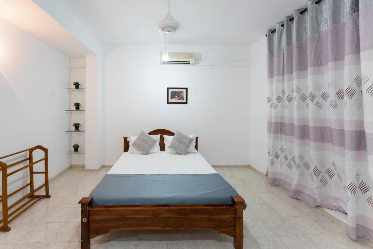 Gentz Residency & Restaurant Otel Kolombo Dış mekan fotoğraf